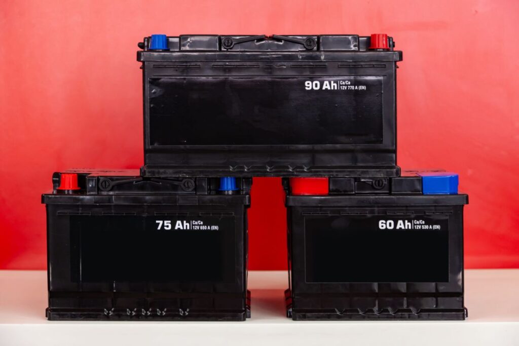 ensemble-batteries-voiture-60-75-90ah